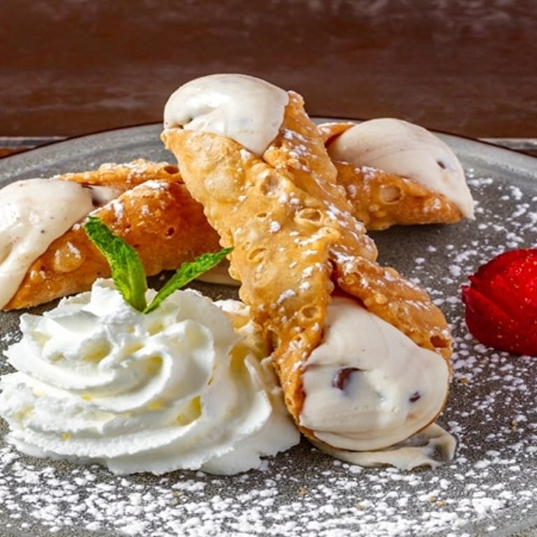 Delicious Cannoli: A Sweet Italian Treat