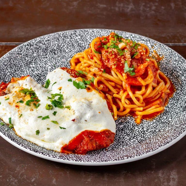 Delicious Chicken Alfredo Awaits